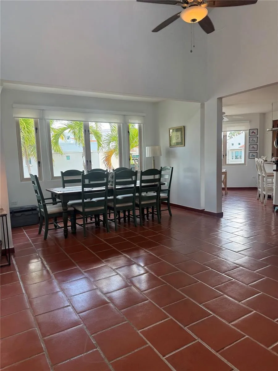 86 LAKESIDE VILLAS #F2 Vega Alta, PR 00692