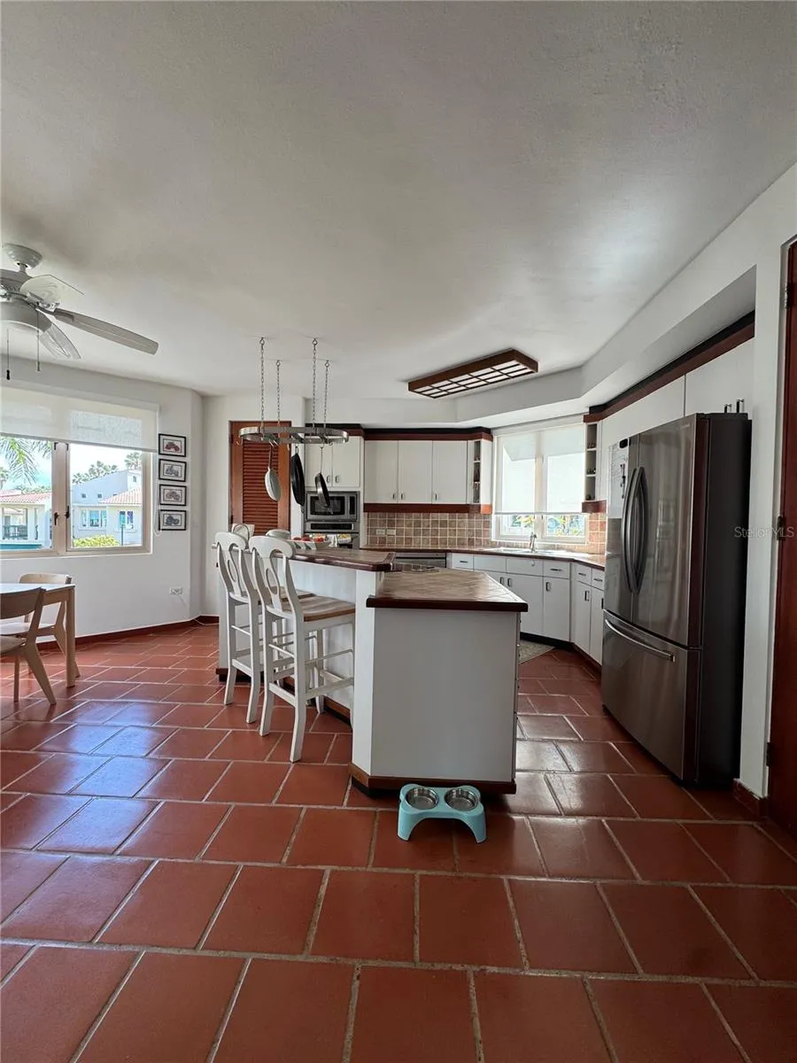 86 LAKESIDE VILLAS #F2 Vega Alta, PR 00692