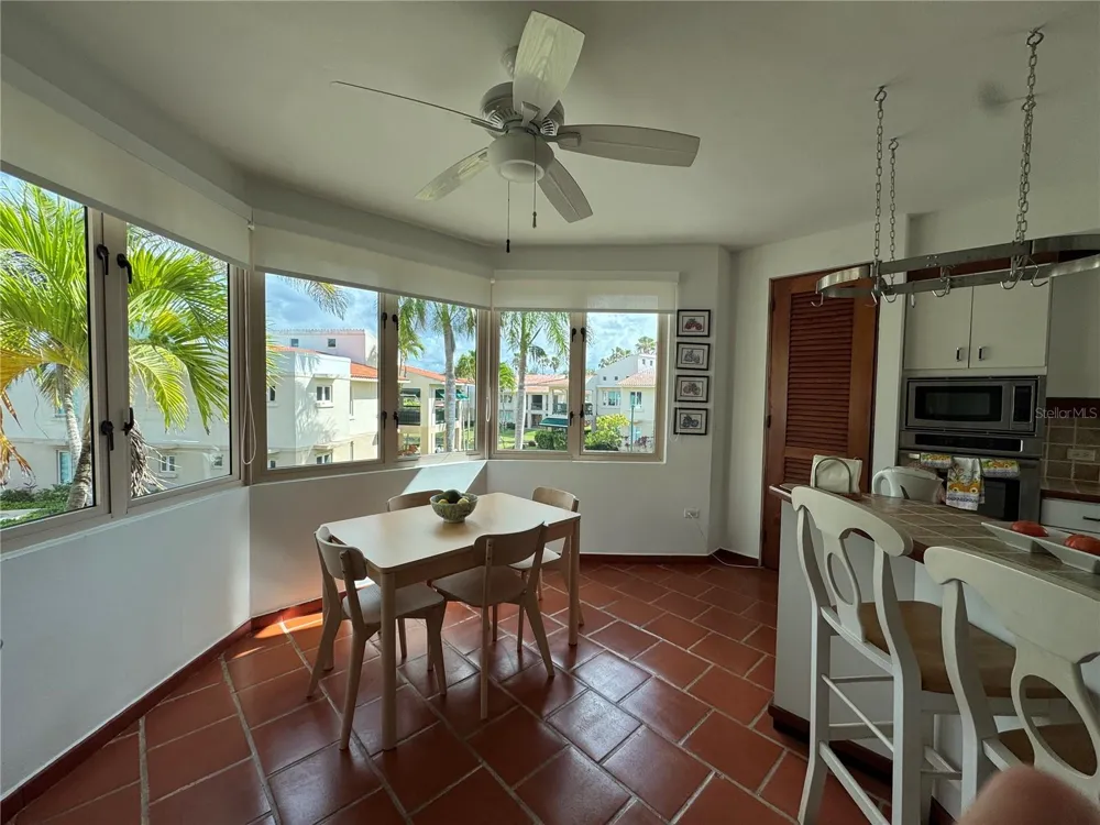 86 LAKESIDE VILLAS #F2 Vega Alta, PR 00692