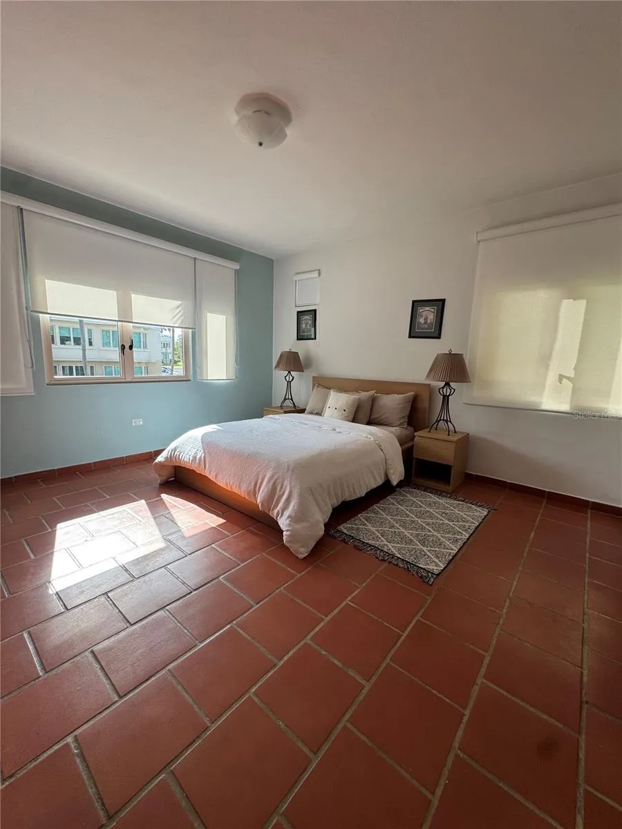 86 LAKESIDE VILLAS #F2 Vega Alta, PR 00692