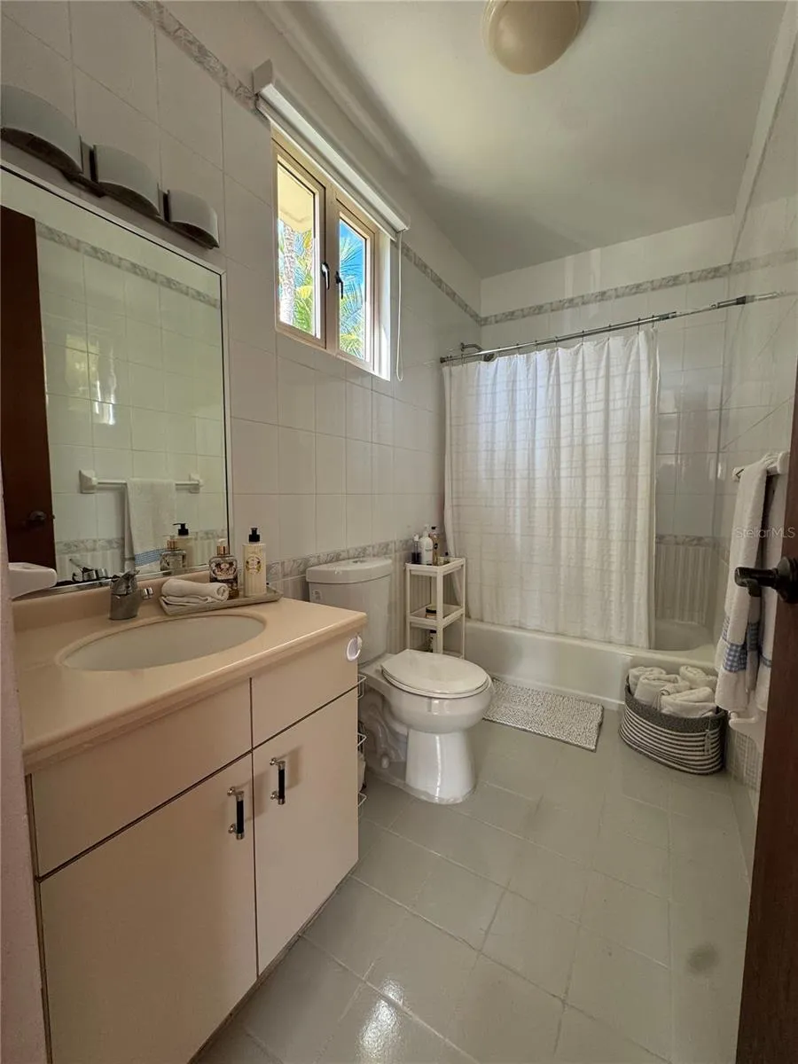 86 LAKESIDE VILLAS #F2 Vega Alta, PR 00692