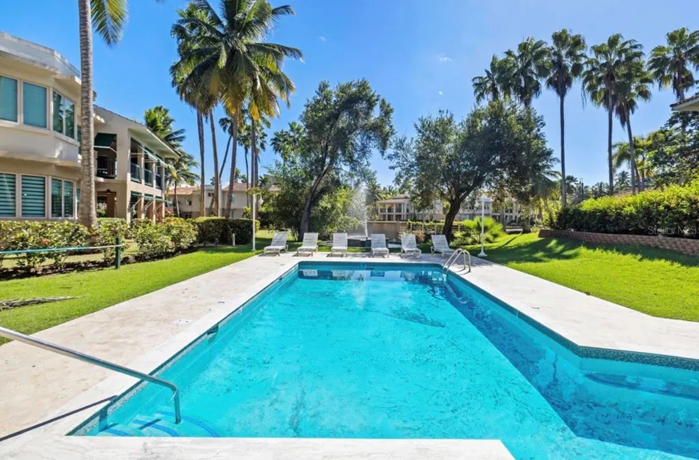 86 LAKESIDE VILLAS #F2 Vega Alta, PR 00692