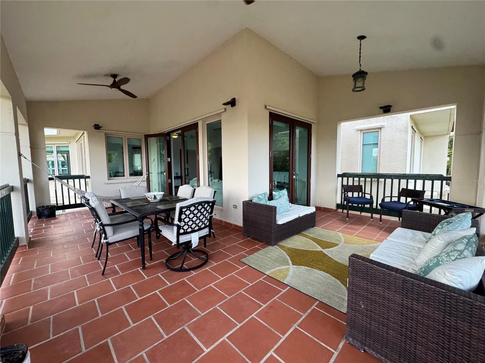 86 LAKESIDE VILLAS #F2 Vega Alta, PR 00692
