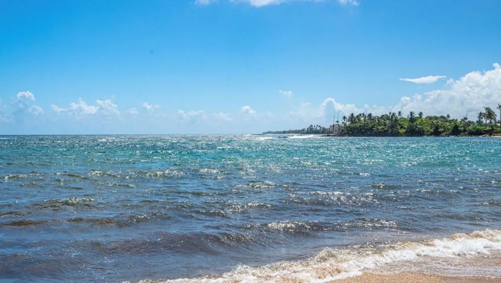 86 LAKESIDE VILLAS #F2 Vega Alta, PR 00692