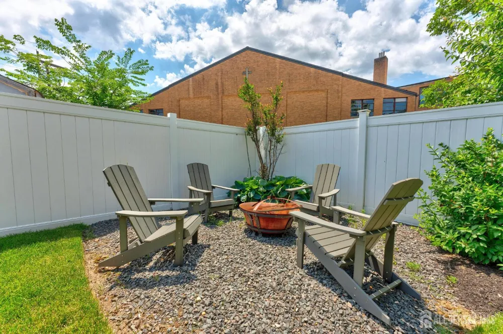 316 Broadway Keyport, NJ 07735