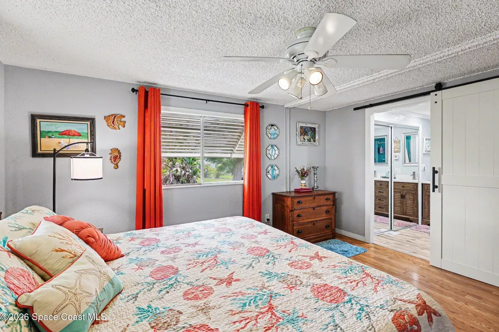 734 Lark Drive Micco, FL 32976