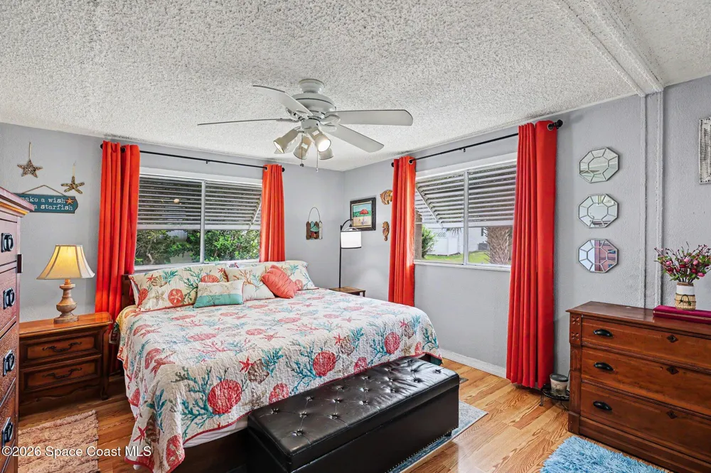 734 Lark Drive Micco, FL 32976