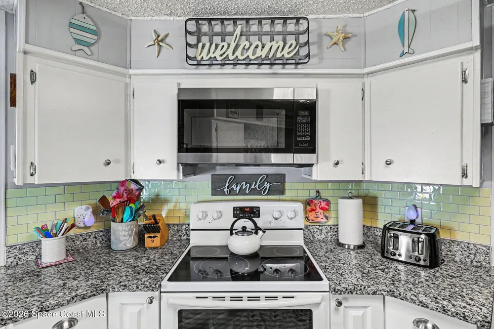 734 Lark Drive Micco, FL 32976