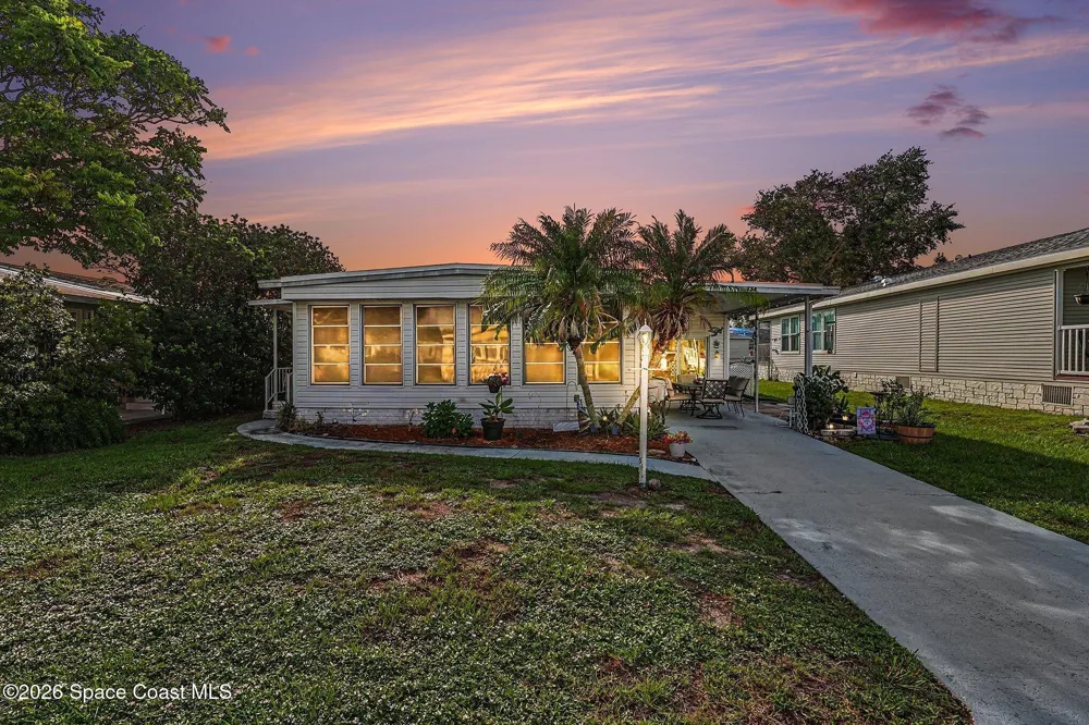 734 Lark Drive Micco, FL 32976