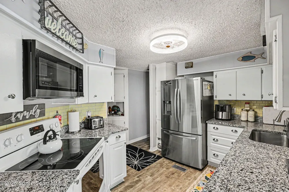 734 Lark Drive Micco, FL 32976