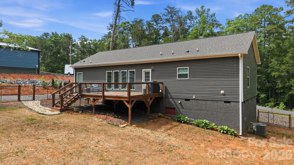 118 Sanford Court Troy, NC 27371