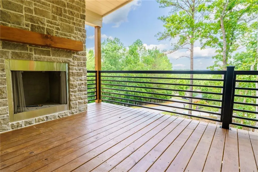215 Brookhaven Dr. Blairsville, GA 30512