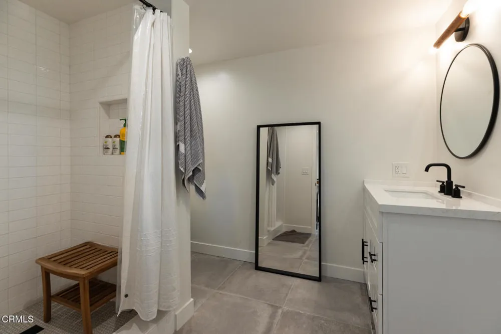 1808 Poli Street Ventura, CA 93001