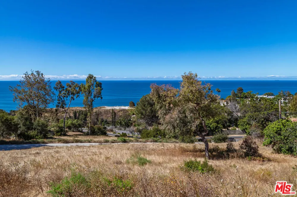 Carbon Mesa Road Malibu, CA 90265