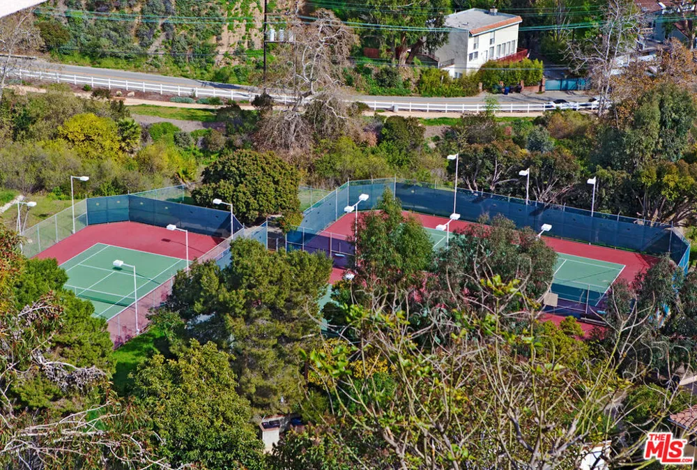 Carbon Mesa Road Malibu, CA 90265