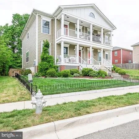 1632 CHESTNUT PARK LANE