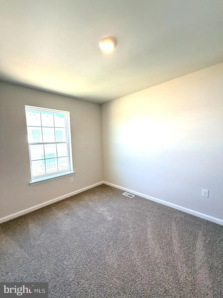 144 GARY WAY Sicklerville, NJ 08081