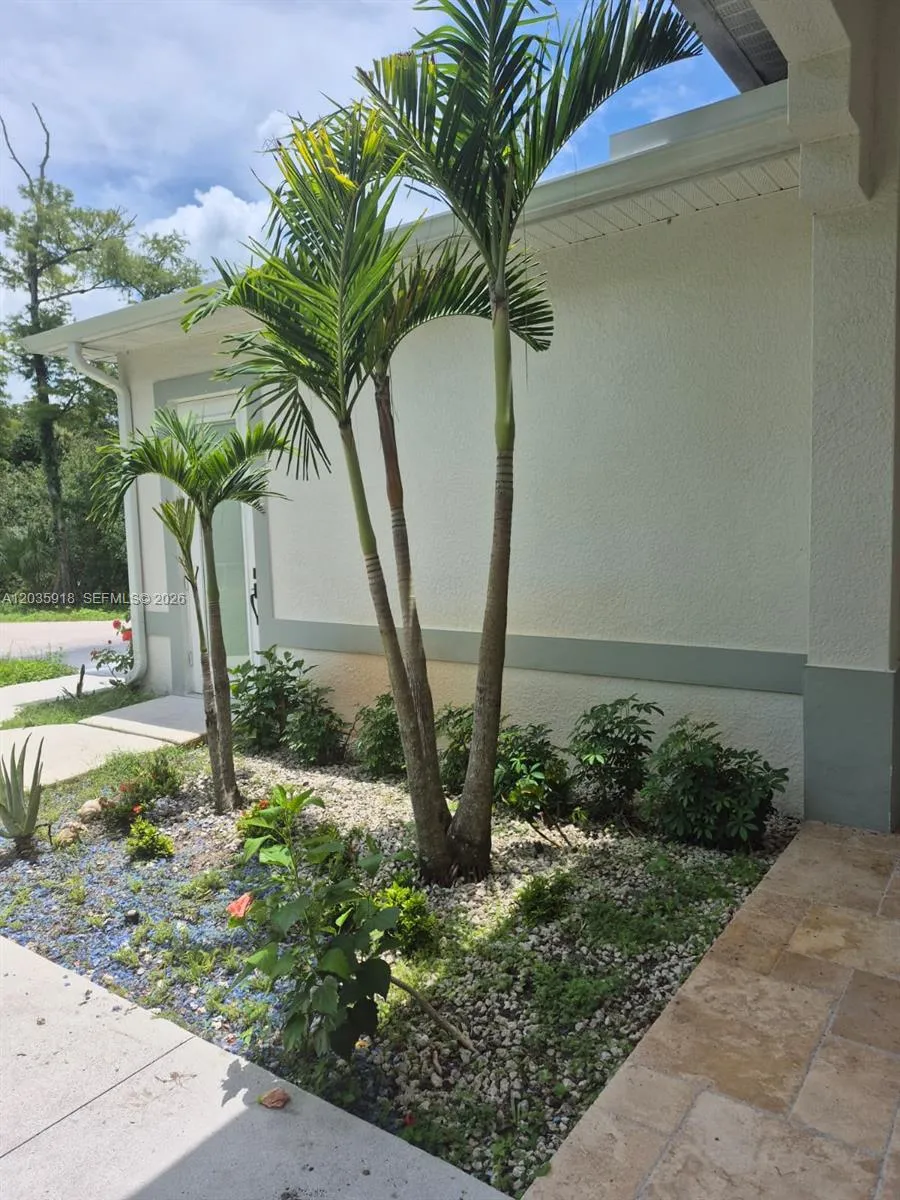 3642 32ND AVE SE Naples, FL 34117