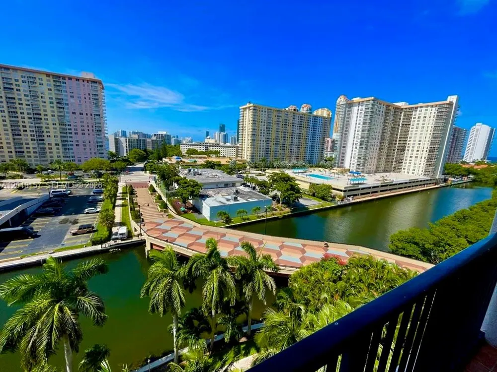17150 Bay Rd #2912 Sunny Isles Beach, FL 33160