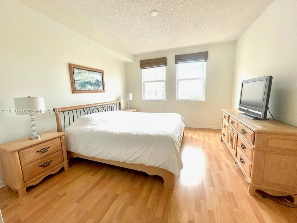 17150 Bay Rd #2912 Sunny Isles Beach, FL 33160