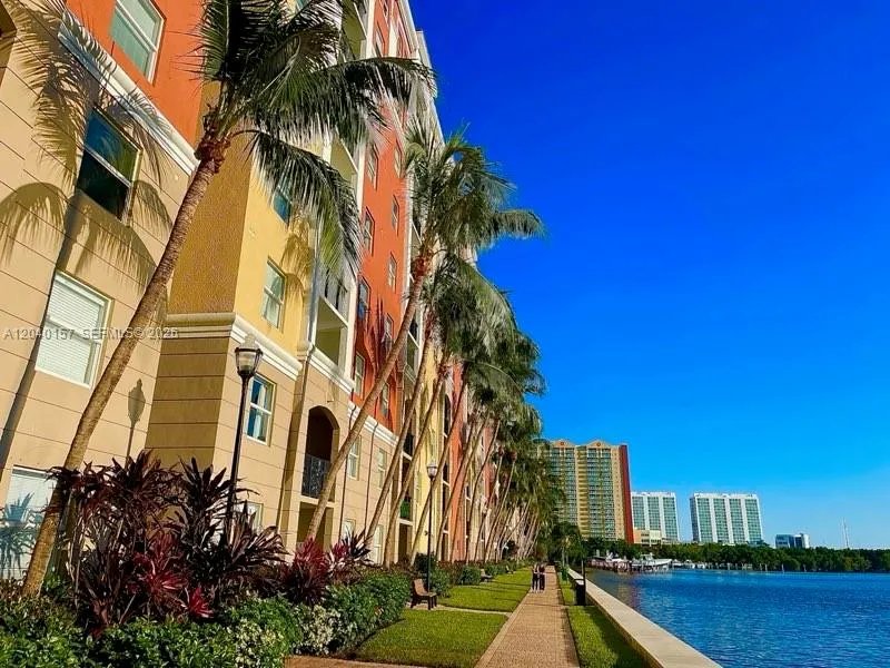 17150 Bay Rd #2912 Sunny Isles Beach, FL 33160