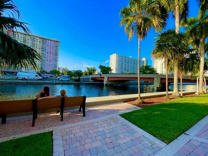 17150 Bay Rd #2912 Sunny Isles Beach, FL 33160