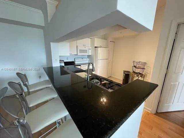 17150 Bay Rd #2912 Sunny Isles Beach, FL 33160