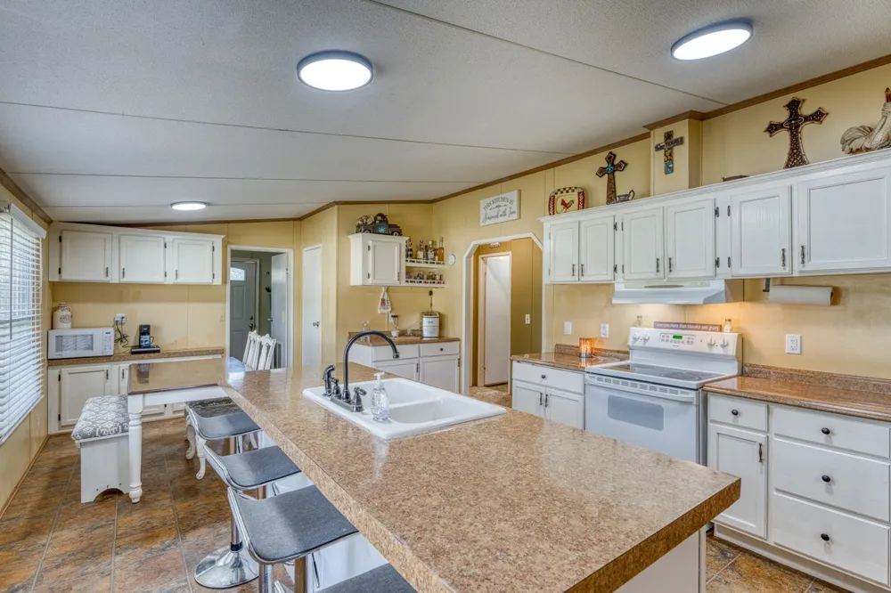 122 Heritage Drive Johnson City, TX 78636