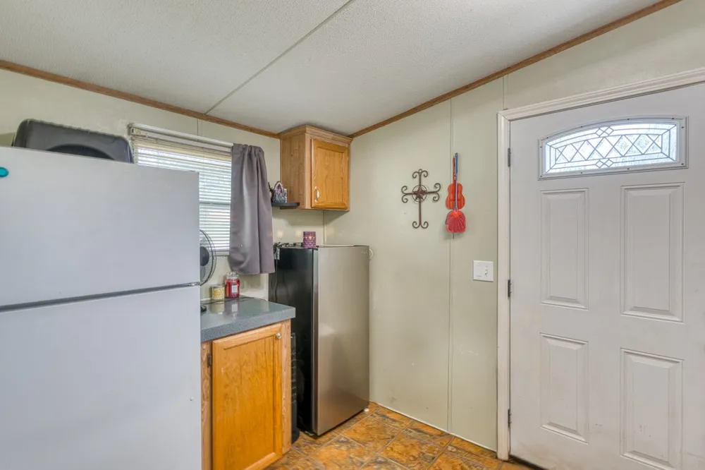 122 Heritage Drive Johnson City, TX 78636