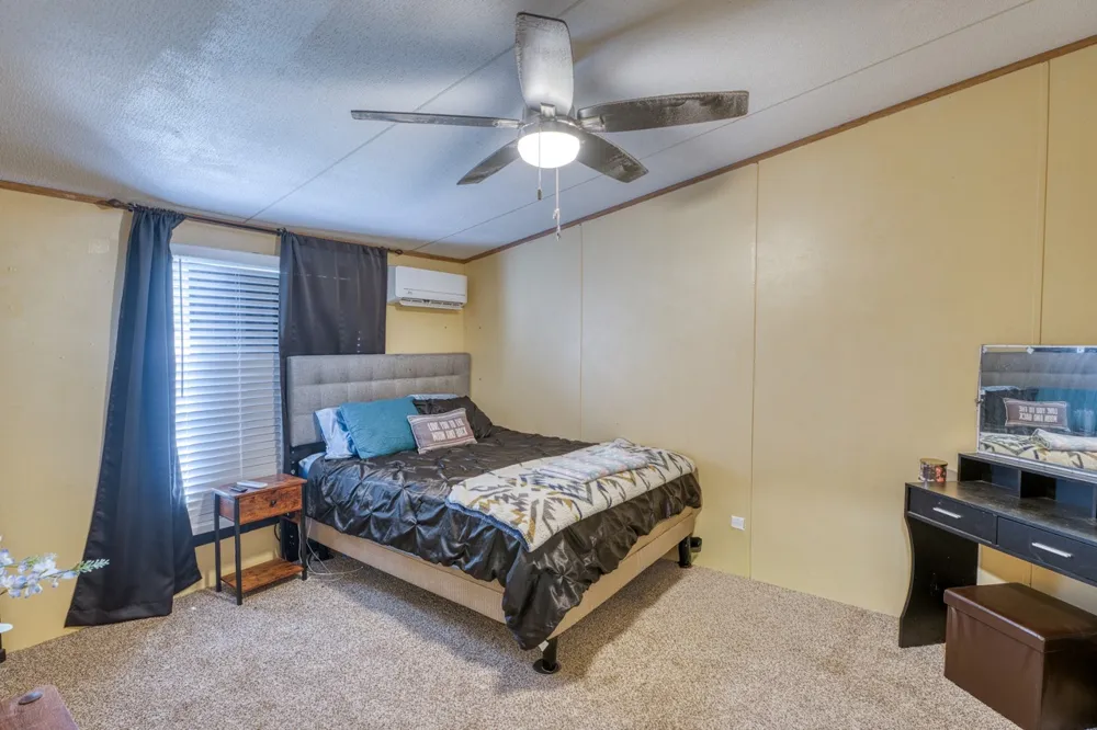 122 Heritage Drive Johnson City, TX 78636