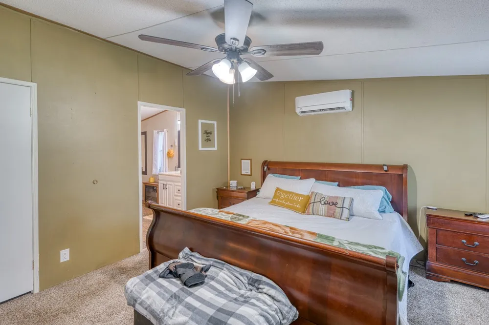 122 Heritage Drive Johnson City, TX 78636