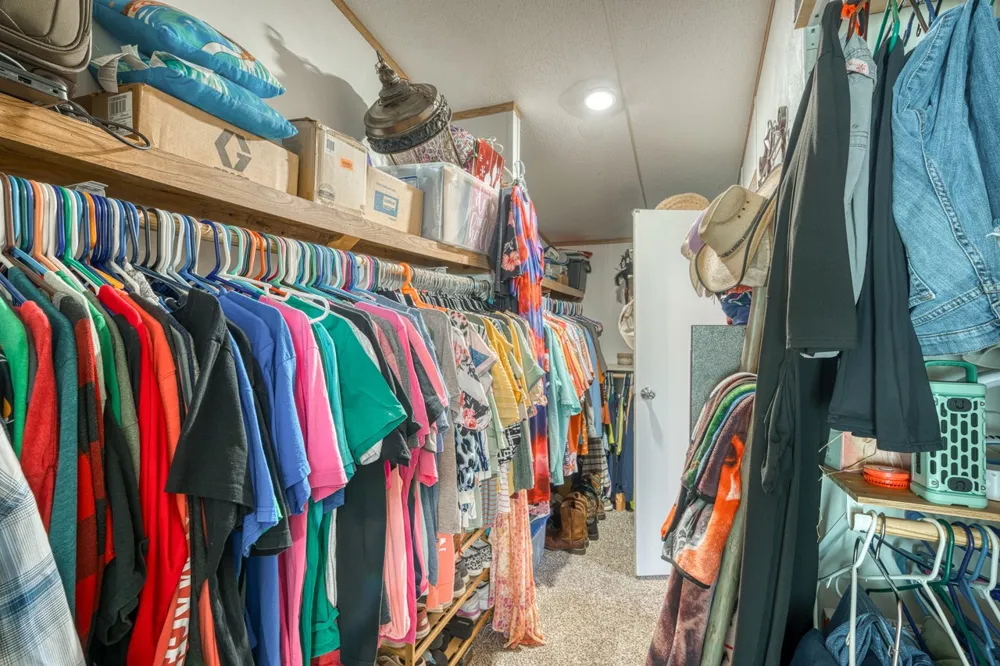 122 Heritage Drive Johnson City, TX 78636