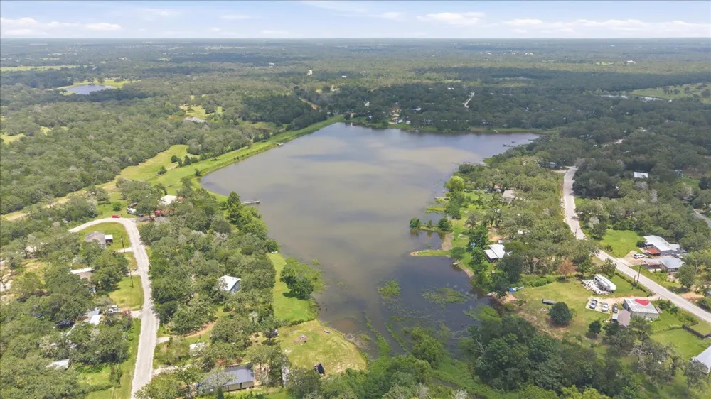 Sec 4 Lot 102 Drive Smithville, TX 78957