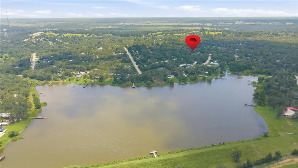 Sec 4 Lot 102 Drive Smithville, TX 78957
