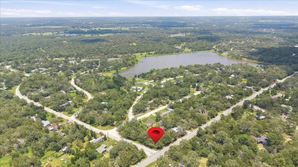 Sec 4 Lot 102 Drive Smithville, TX 78957