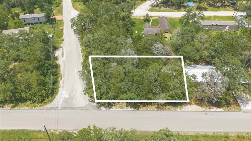 Sec 4 Lot 102 Drive Smithville, TX 78957