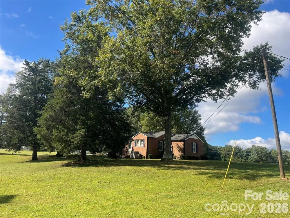 1952 Nc 16 Business Highway Denver, NC 28037