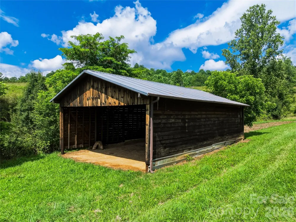 99999 Felmet Farm Road Marshall, NC 28753