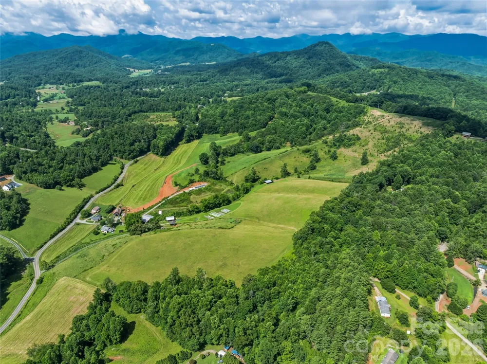 99999 Felmet Farm Road Marshall, NC 28753