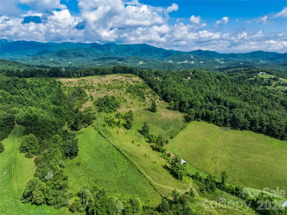 99999 Felmet Farm Road Marshall, NC 28753