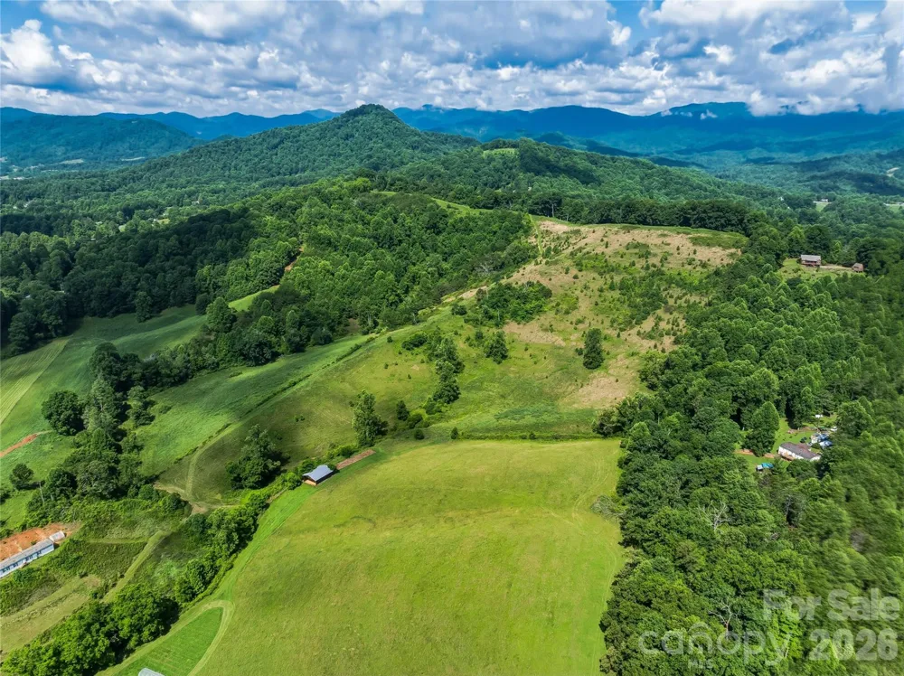 99999 Felmet Farm Road Marshall, NC 28753