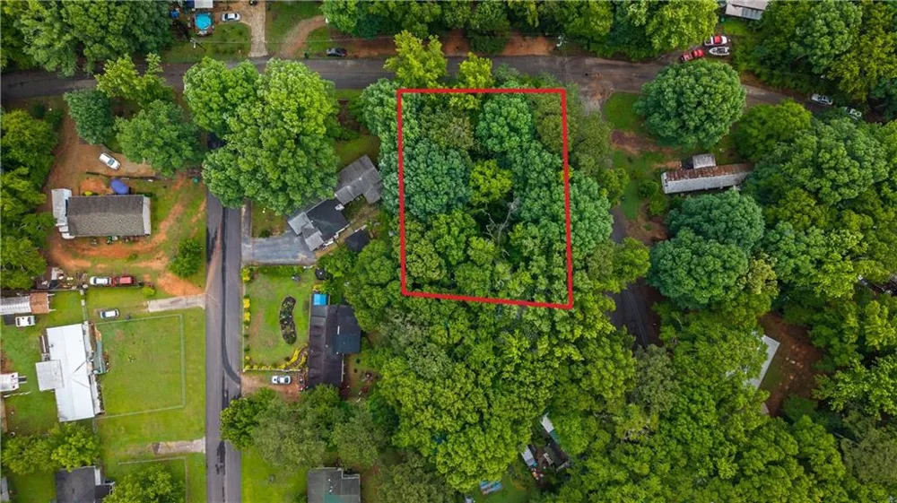 136 Wolf Creek Lane Locust Grove, GA 30248