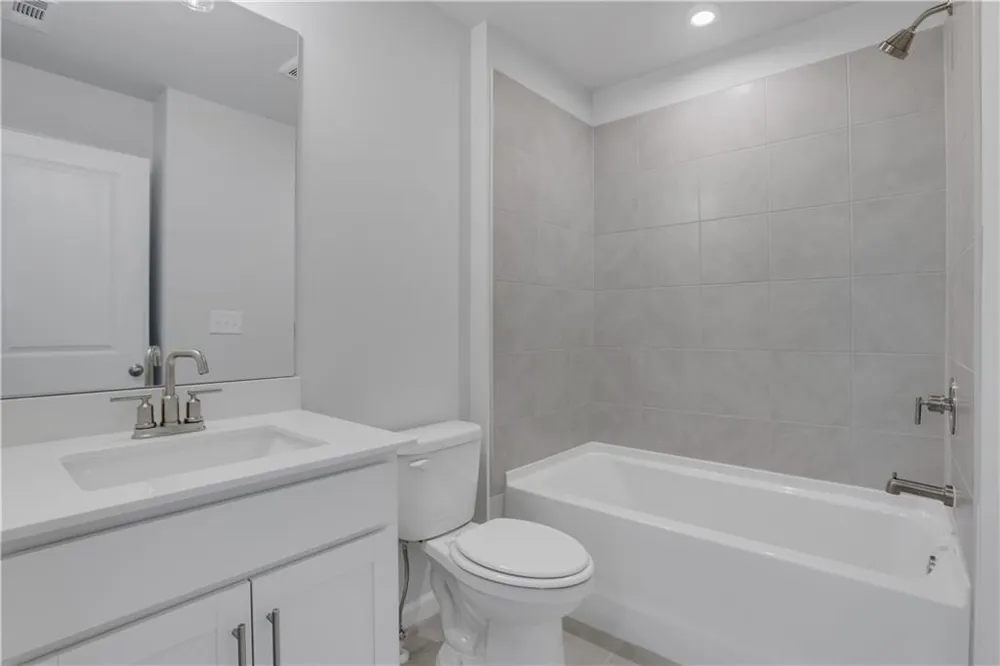 386 Sunset Hollow Street Sugar Hill, GA 30518