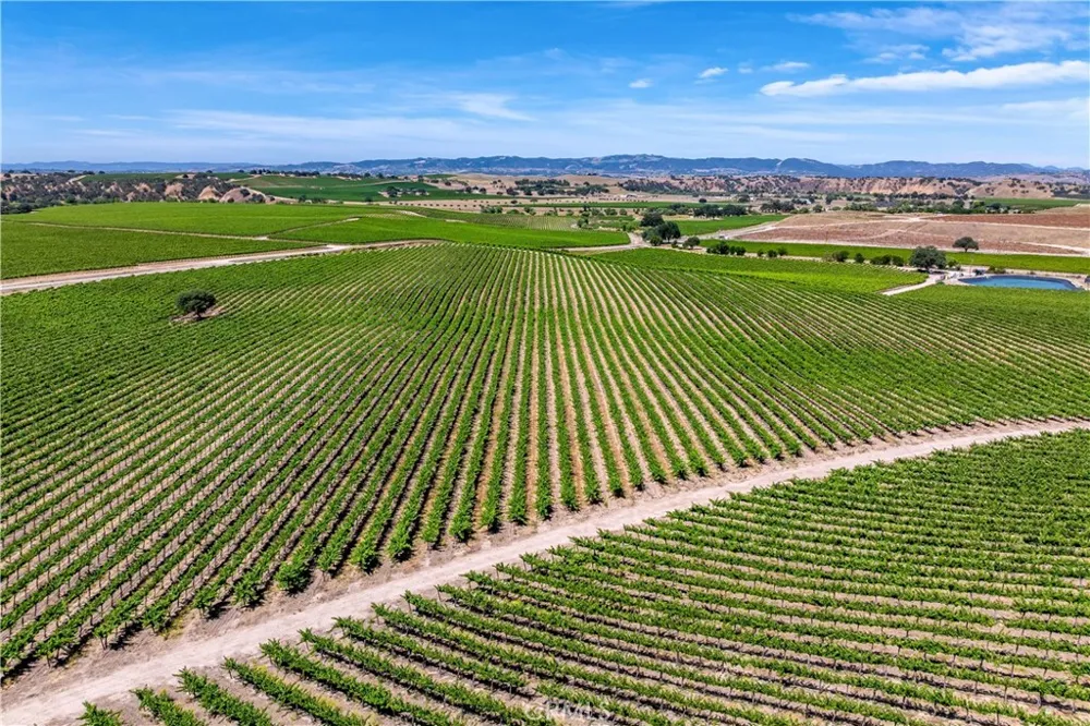 7160 Estrella San Miguel, CA 93451