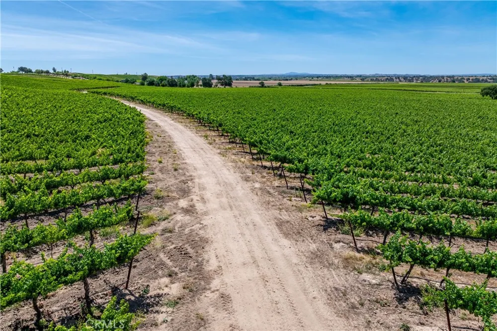 7160 Estrella San Miguel, CA 93451
