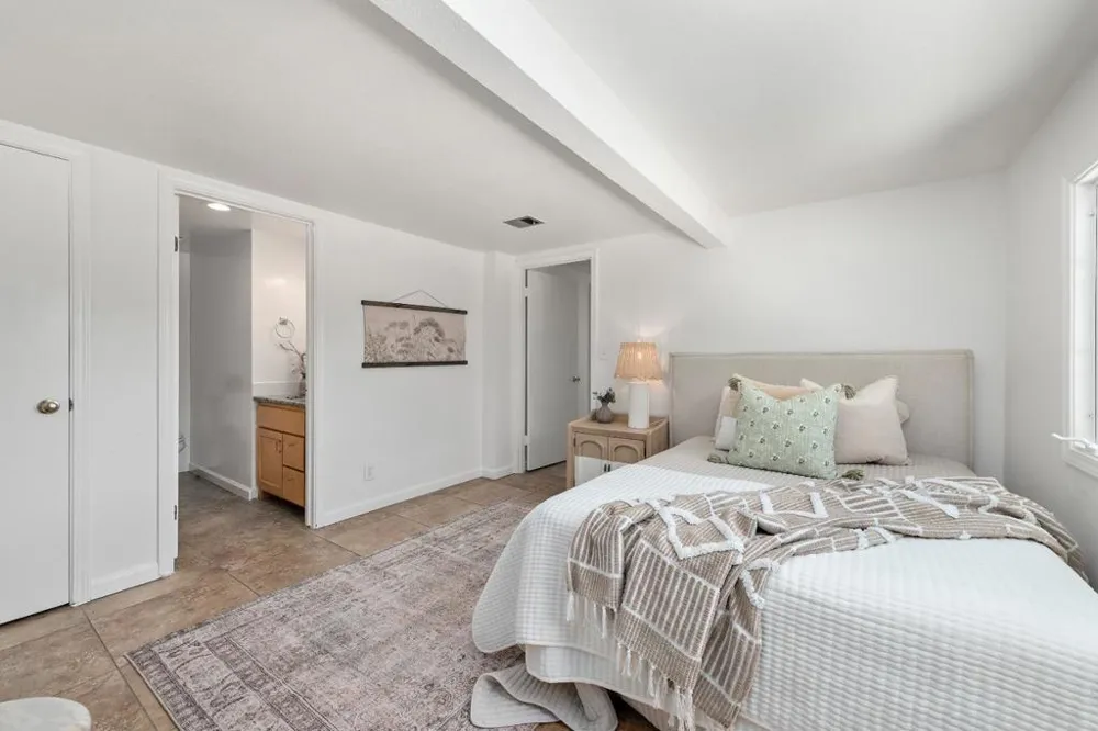 16057 Shannon Road Los Gatos, CA 95032