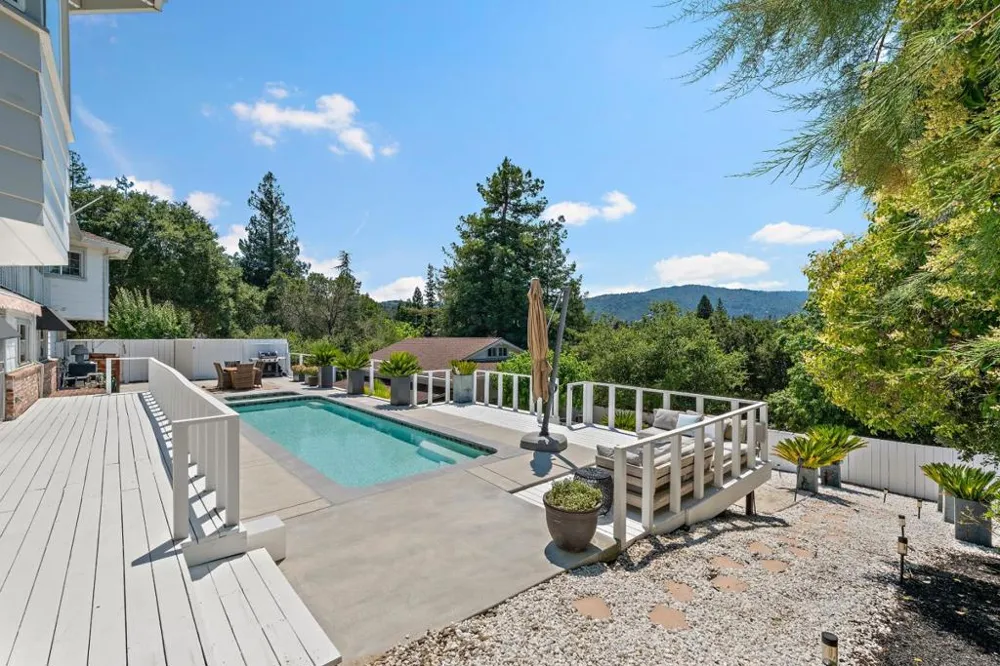 16057 Shannon Road Los Gatos, CA 95032