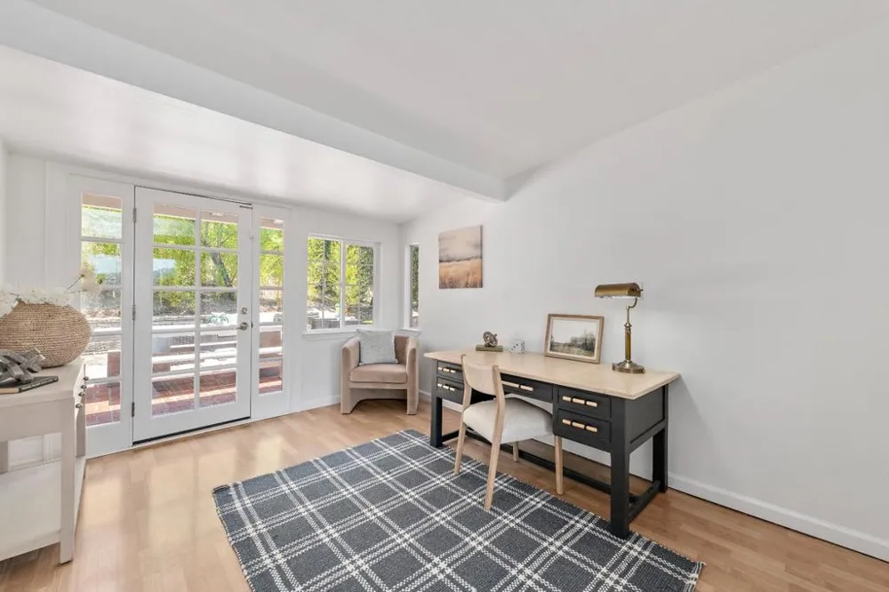 16057 Shannon Road Los Gatos, CA 95032
