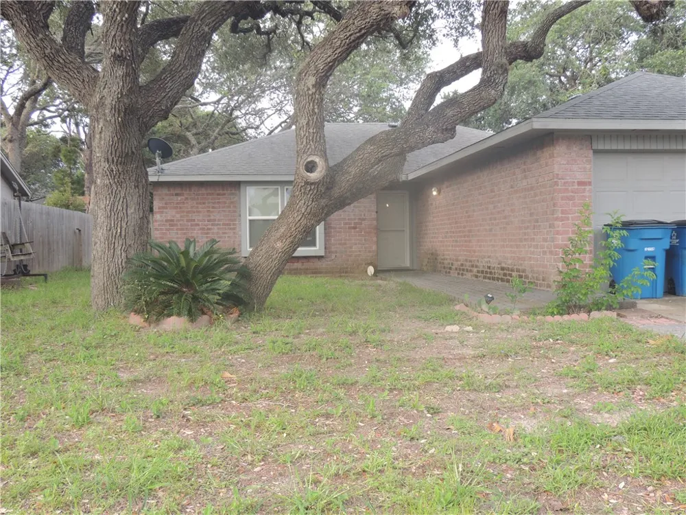 2187 Glenwood Drive Ingleside, TX 78362