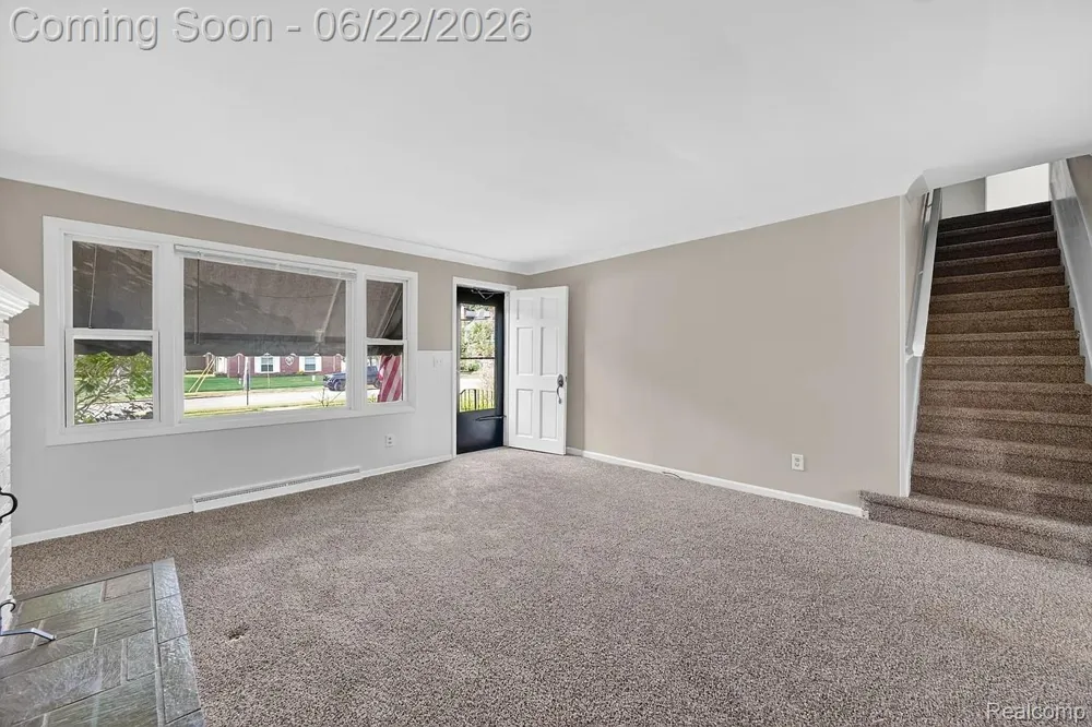 23 W Burdick Street #A 1 Oxford Village, MI 48371